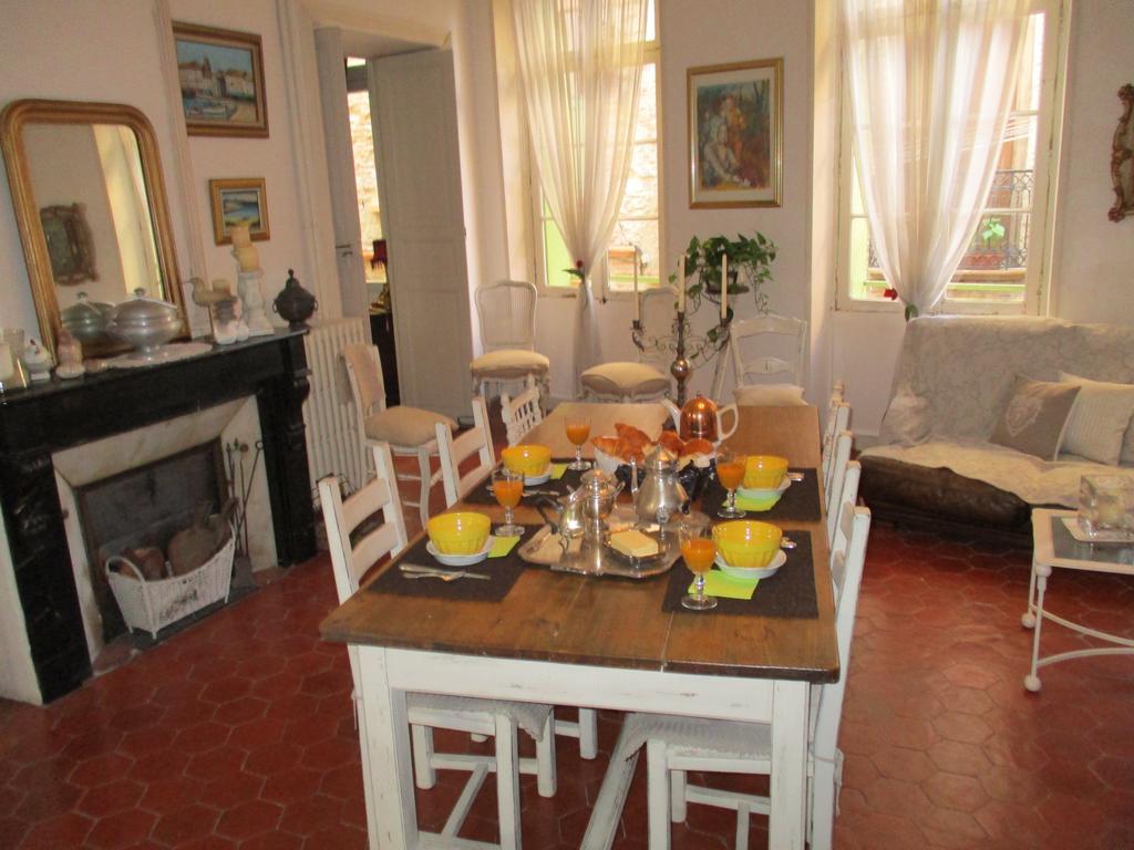 リヴサルト Le Presbytere Bed & Breakfast 部屋 写真